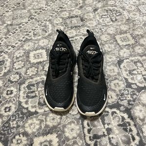 Nike air max 270, women’s size 8